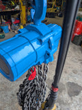 j.d neuhaus pneumatic air chain hoist 10000kg top of block.